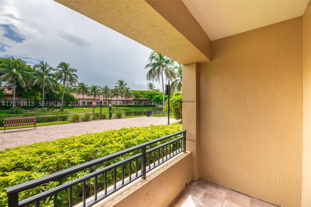 16135 Emerald Estates Dr 165, Weston, FL 33331