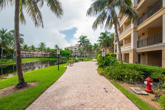 16135 Emerald Estates Dr 165, Weston, FL 33331