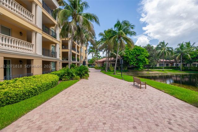 16135 Emerald Estates Dr 165, Weston, FL 33331