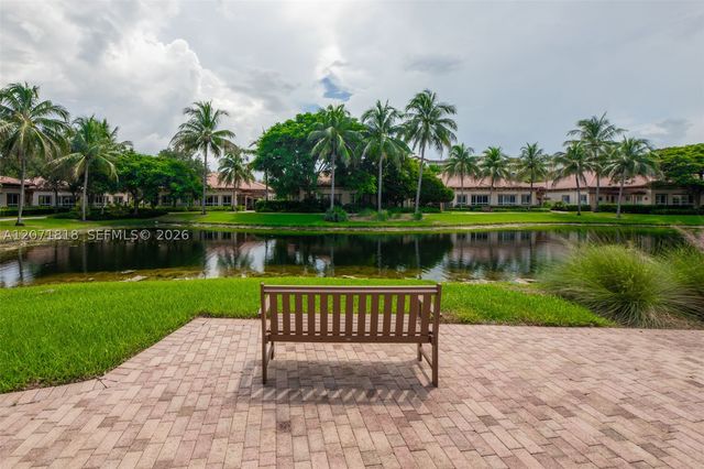 16135 Emerald Estates Dr 165, Weston, FL 33331