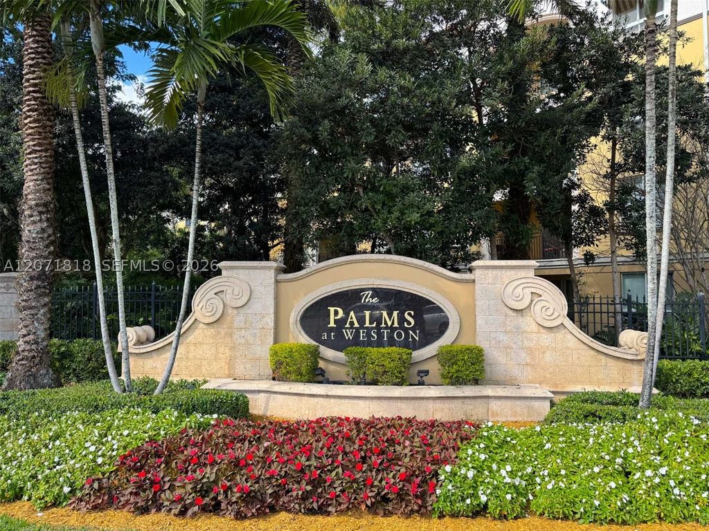 16135 Emerald Estates Dr 165, Weston, FL 33331