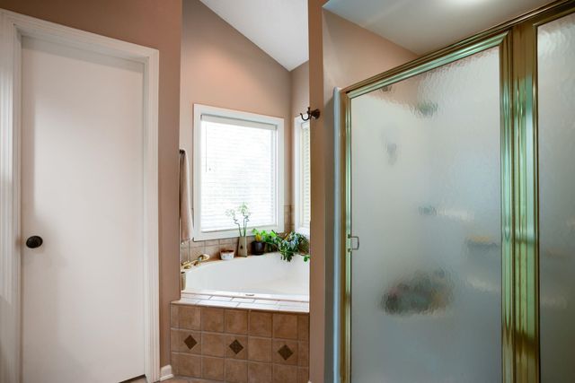 9510 E Shannon Woods St, Wichita, KS 67226