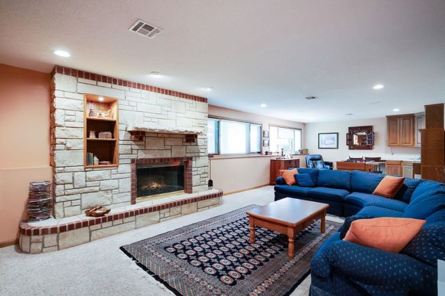 9510 E Shannon Woods St, Wichita, KS 67226