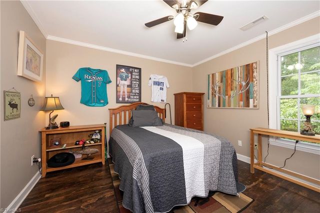 5963 Honeycomb Lane, Pfafftown, NC 27040