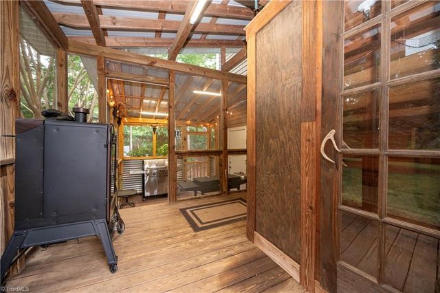 5963 Honeycomb Lane, Pfafftown, NC 27040