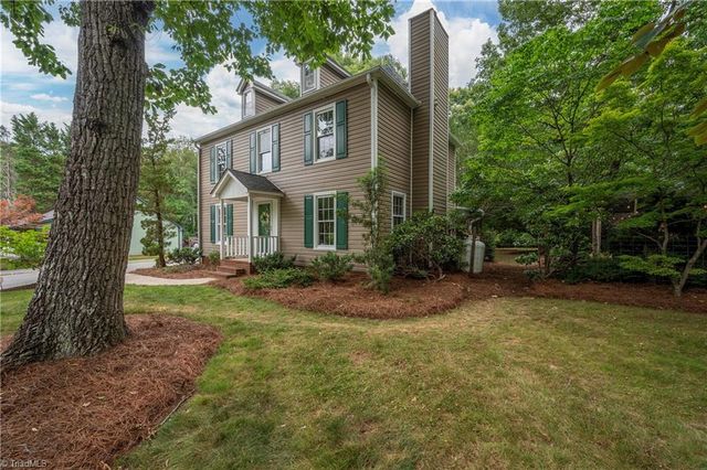 5963 Honeycomb Lane, Pfafftown, NC 27040