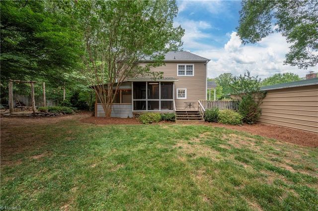 5963 Honeycomb Lane, Pfafftown, NC 27040