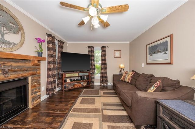 5963 Honeycomb Lane, Pfafftown, NC 27040