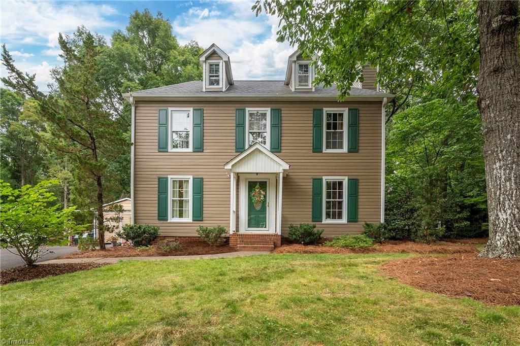 5963 Honeycomb Lane, Pfafftown, NC 27040