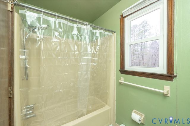 16408 Chinook Dr, Chesterfield, VA 23803