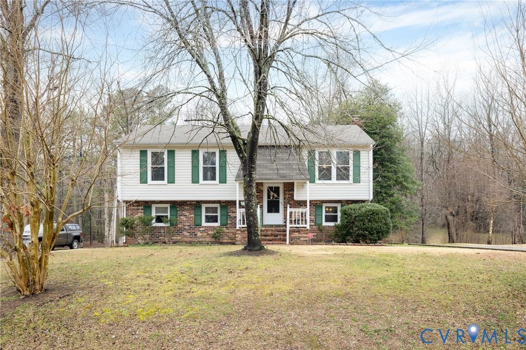 16408 Chinook Dr, Chesterfield, VA 23803