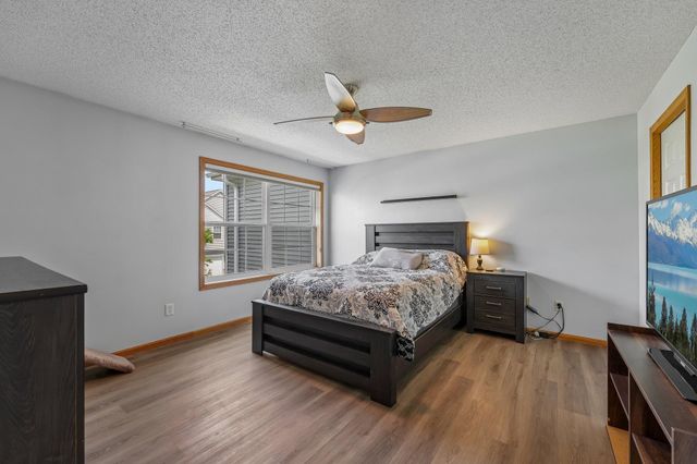 3605 Lawndale Lane N 17, Plymouth, MN 55446