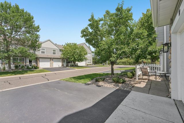 3605 Lawndale Lane N 17, Plymouth, MN 55446