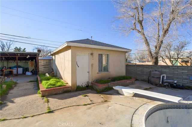 44209 Date, Lancaster, CA 93534