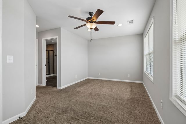 251 Signature Pl, Lebanon, TN 37087