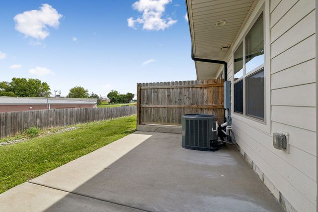 251 Signature Pl, Lebanon, TN 37087