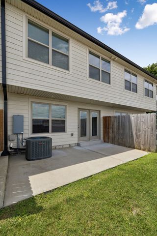 251 Signature Pl, Lebanon, TN 37087