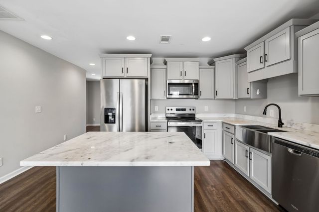 251 Signature Pl, Lebanon, TN 37087