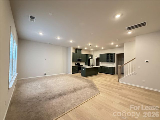 5757 Coulee Lane, Charlotte, NC 28215