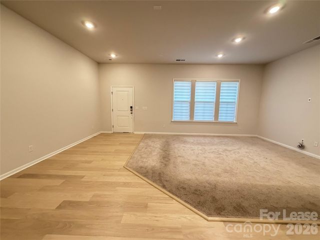 5757 Coulee Lane, Charlotte, NC 28215