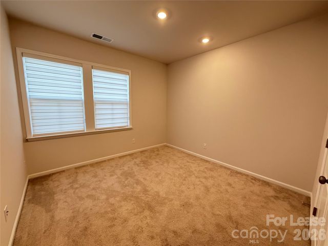 5757 Coulee Lane, Charlotte, NC 28215