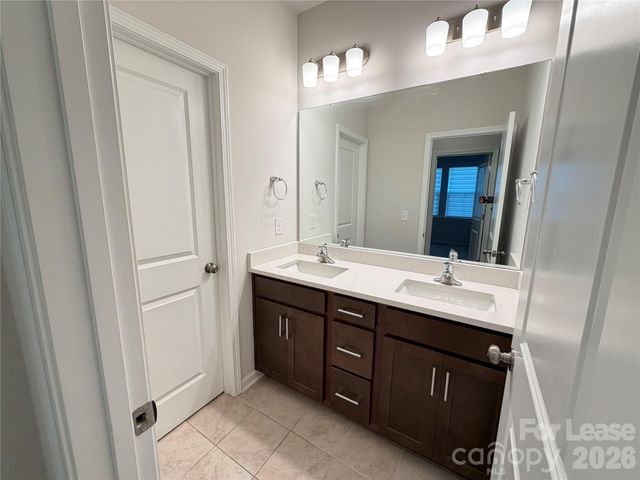 5757 Coulee Lane, Charlotte, NC 28215
