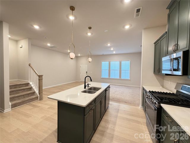 5757 Coulee Lane, Charlotte, NC 28215