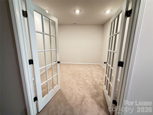 5757 Coulee Lane, Charlotte, NC 28215