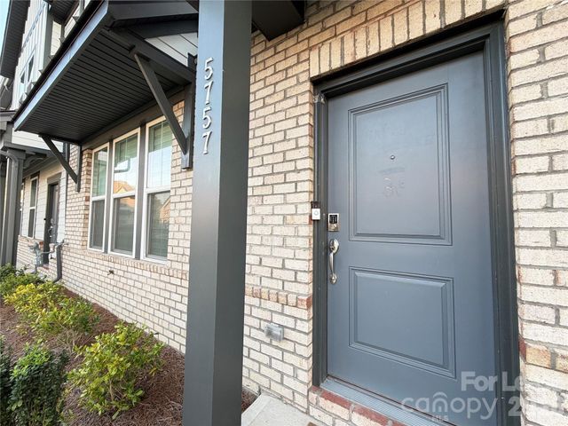 5757 Coulee Lane, Charlotte, NC 28215