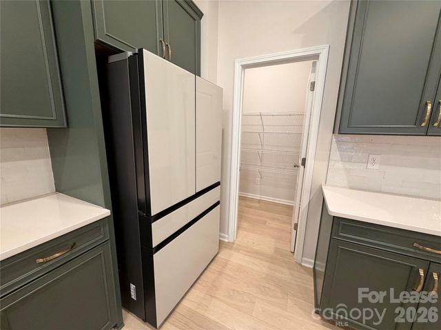 5757 Coulee Lane, Charlotte, NC 28215