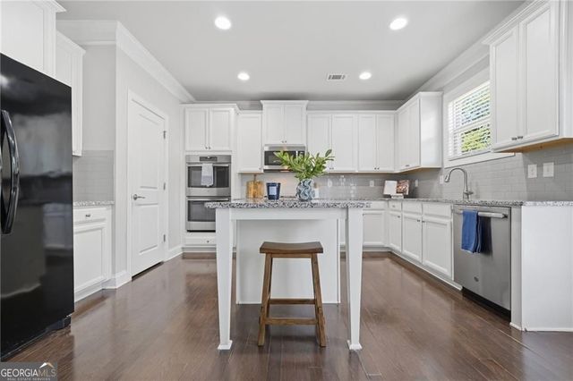 3860 Grandview Manor Drive, Cumming, GA 30028