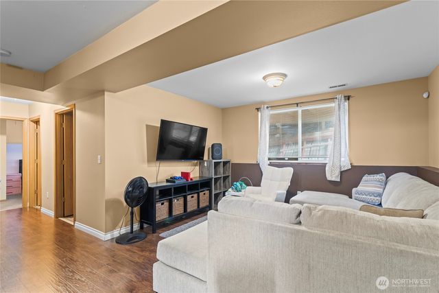 1305 185th Street E, Spanaway, WA 98387