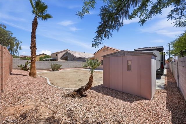 5329 Manor Stone Street, North Las Vegas, NV 89081