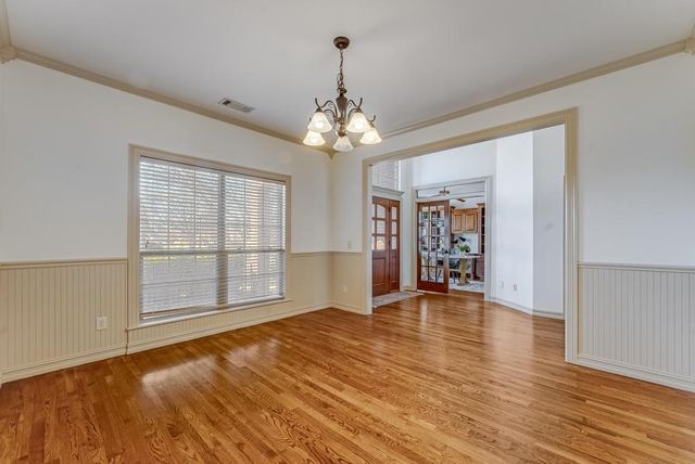 5201 SW Newcastle Road, Bentonville, AR 72713