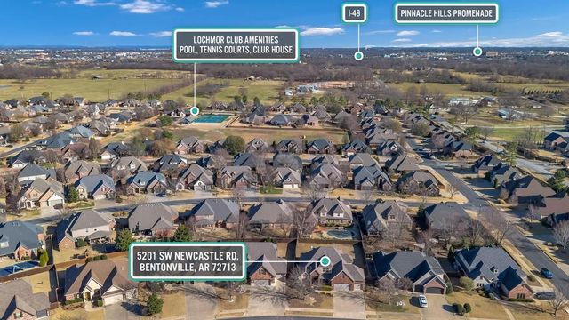 5201 SW Newcastle Road, Bentonville, AR 72713