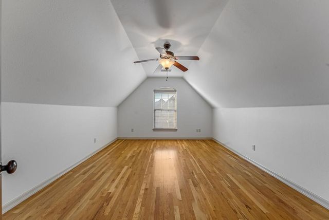 5201 SW Newcastle Road, Bentonville, AR 72713