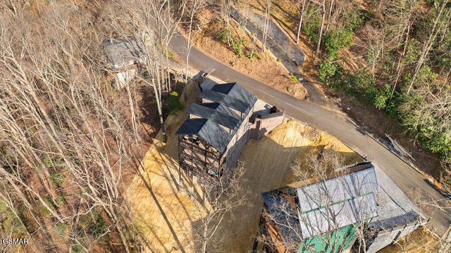 1361 N Baden Drive, Gatlinburg, TN 37738