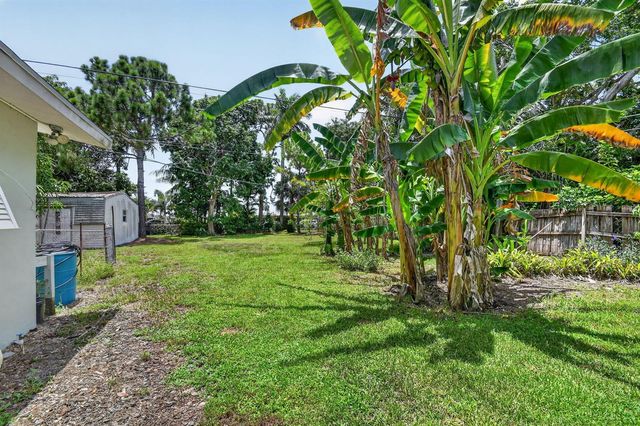 2709 SW 6th Street, Boynton Beach, FL 33435