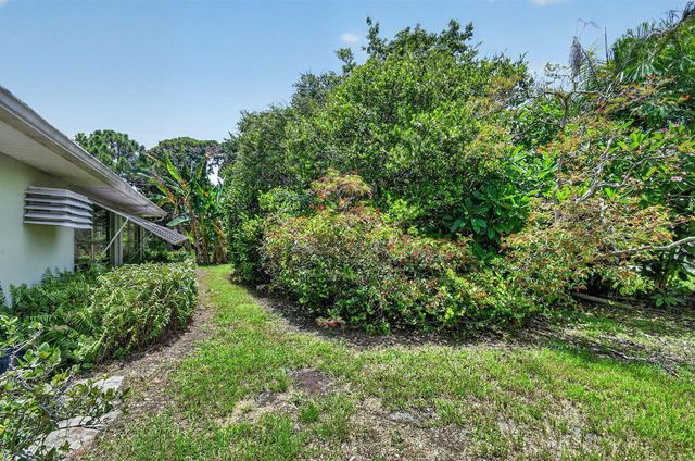 2709 SW 6th Street, Boynton Beach, FL 33435