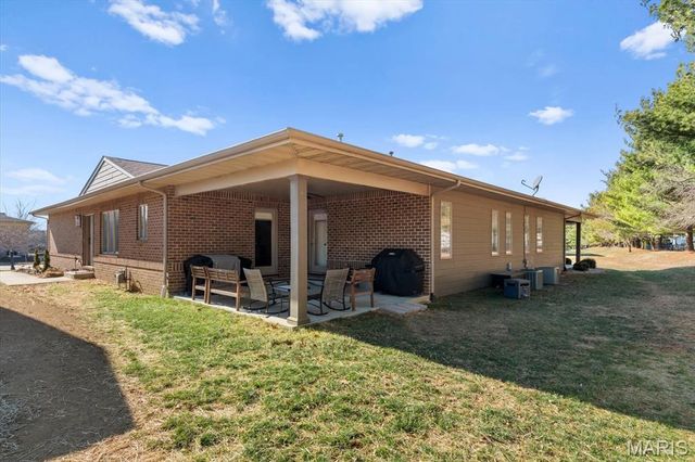 1841 Carrington Way, Swansea, IL 62226