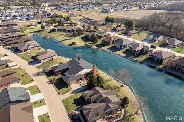 1841 Carrington Way, Swansea, IL 62226