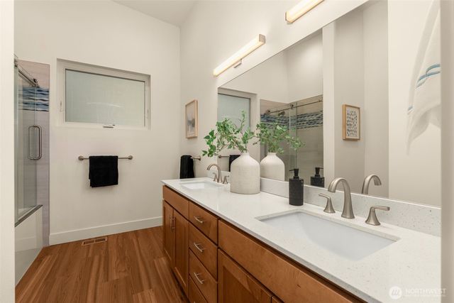10143 Battle Point Drive NE, Bainbridge Island, WA 98110