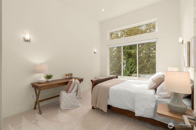 10143 Battle Point Drive NE, Bainbridge Island, WA 98110