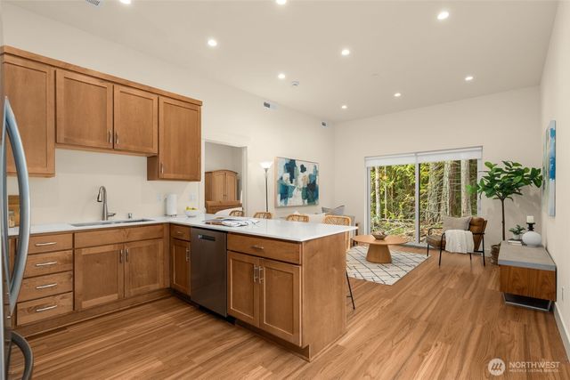 10143 Battle Point Drive NE, Bainbridge Island, WA 98110