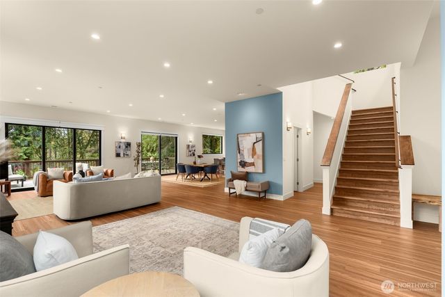 10143 Battle Point Drive NE, Bainbridge Island, WA 98110