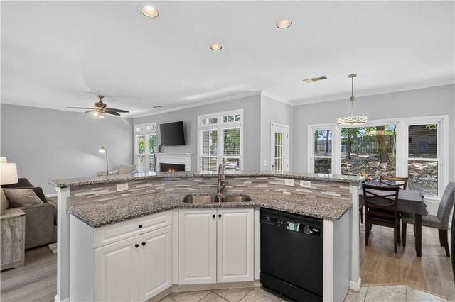 2456 Arcadia Drive NW, Acworth, GA 30101