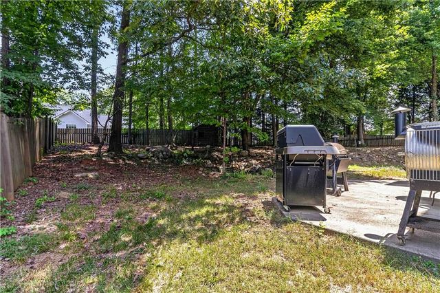 2456 Arcadia Drive NW, Acworth, GA 30101