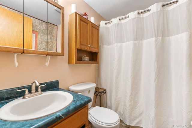 171 East Road, Wallkill, NY 12589