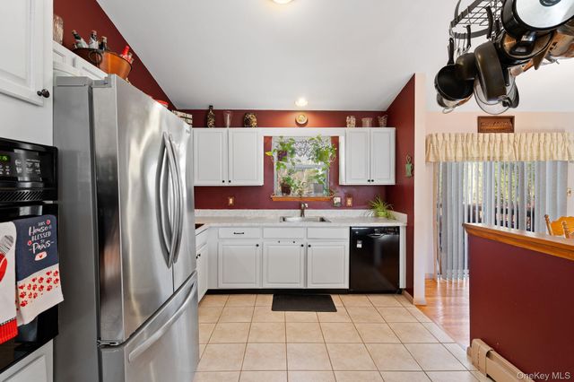 171 East Road, Wallkill, NY 12589