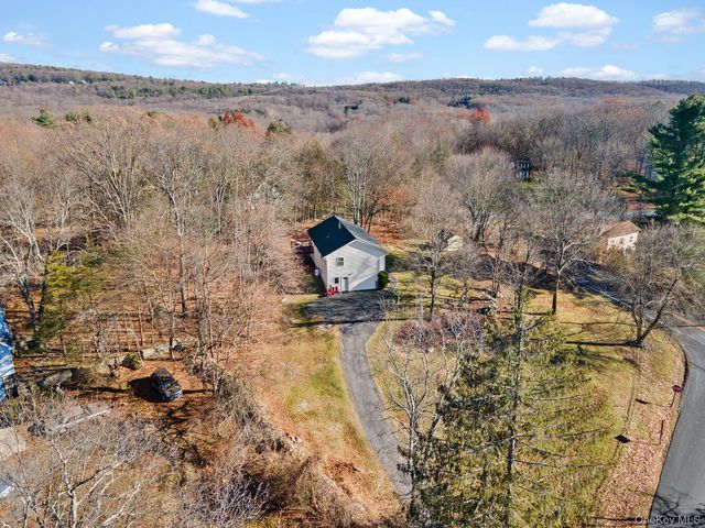 171 East Road, Wallkill, NY 12589